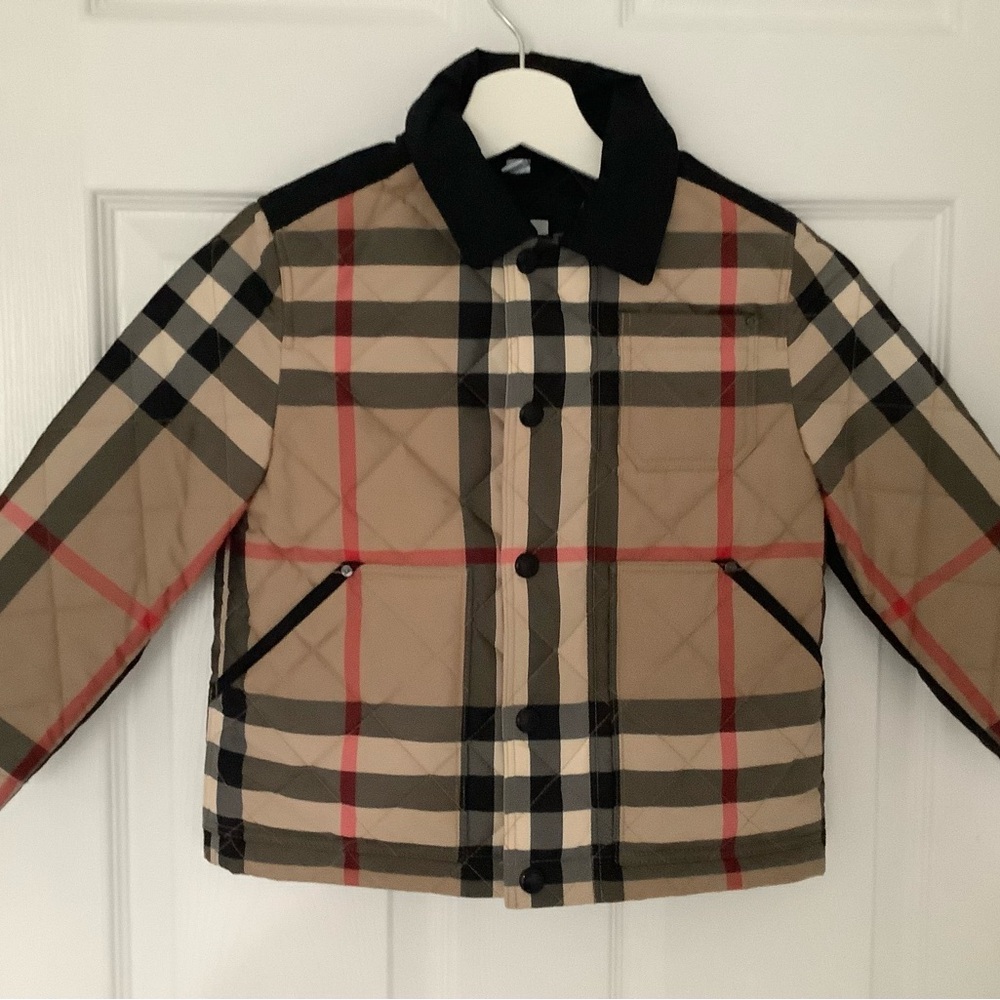 Burberry boys check quilted nylon barn jacket,size 6 y - 116 cm